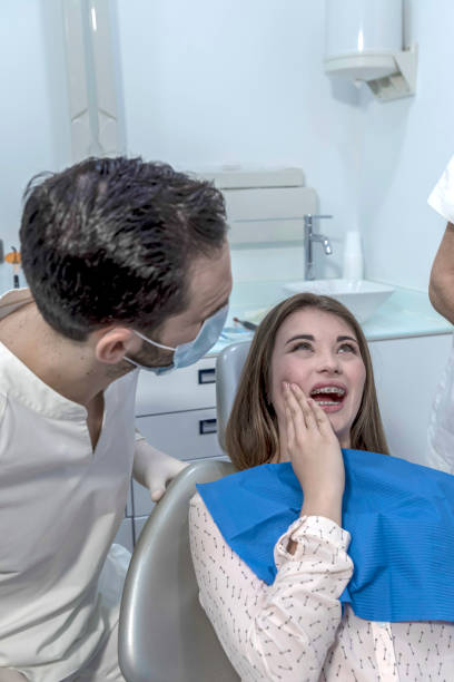 Best Weekend Emergency Dentist in Eastwood, LA